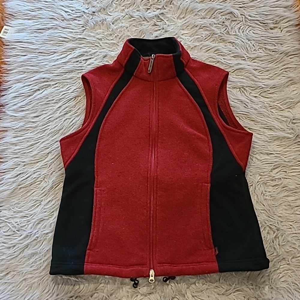 Woolrich womens red and black polyester‎ fleece vest size medium